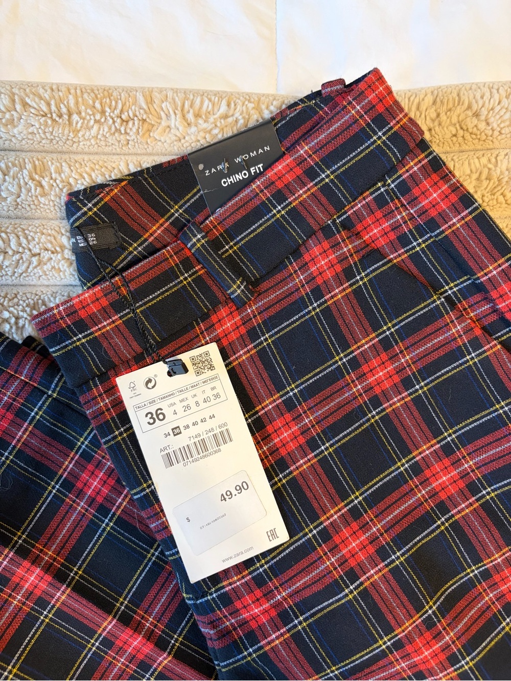 Plaid Slim Fit Women’s Pants - Red/Navy - Picture 7 of 8